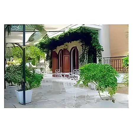 Ξενοδοχείο με διαμερίσματα Helios Splendid