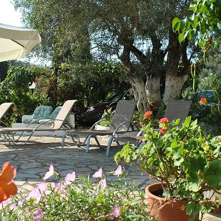 Helios Splendid Lägenhetshotell Mpoukaris